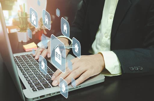 Cover Image for Treasury Management for Real Estate Investors: Key Benefits